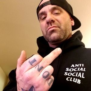 Meet your Posher, Justin